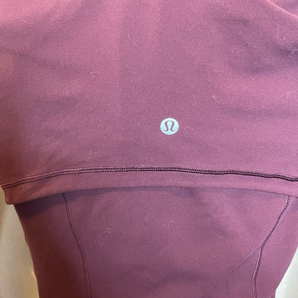 NWOT Lululemon zip up light weight hoody. Mint condition! Size 4 - Picture 6 of 9